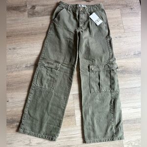 Zara Cargos NWT